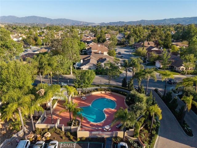 23715 Del Monte 216, Valencia, CA 91355
