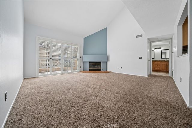 23715 Del Monte 216, Valencia, CA 91355