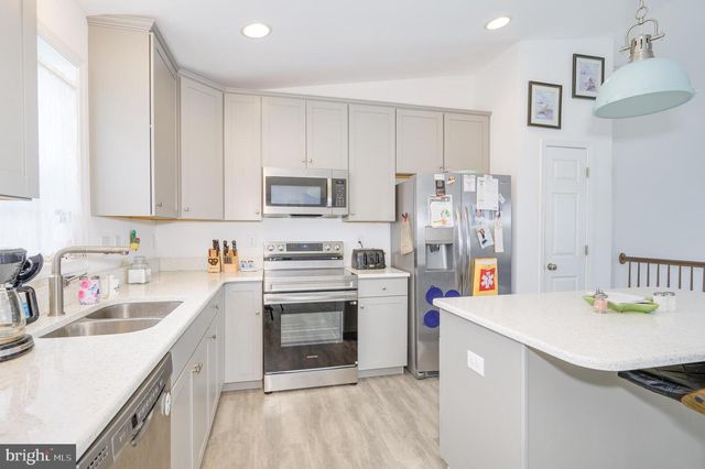 344 HOLLYMEAD TER, Hagerstown, MD 21742