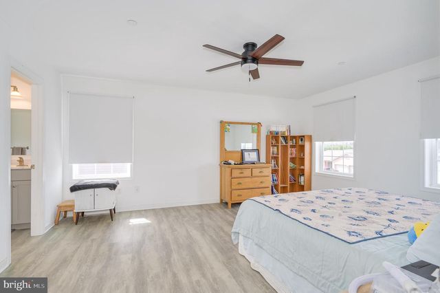 344 HOLLYMEAD TER, Hagerstown, MD 21742