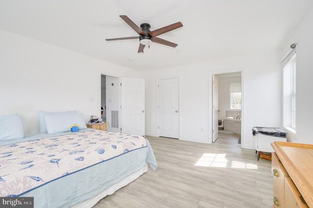 344 HOLLYMEAD TER, Hagerstown, MD 21742