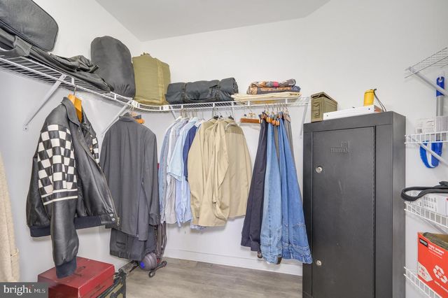 344 HOLLYMEAD TER, Hagerstown, MD 21742