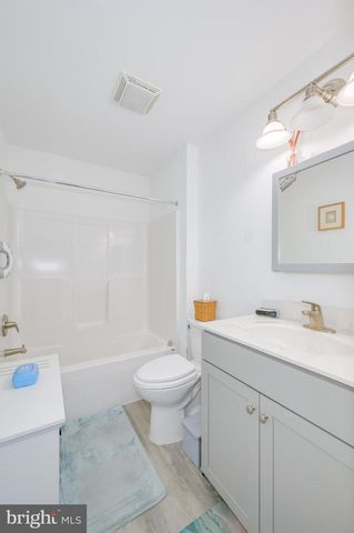 344 HOLLYMEAD TER, Hagerstown, MD 21742