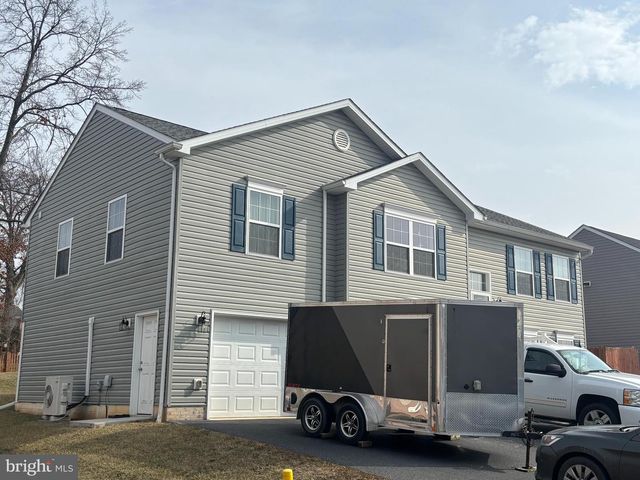 344 HOLLYMEAD TER, Hagerstown, MD 21742