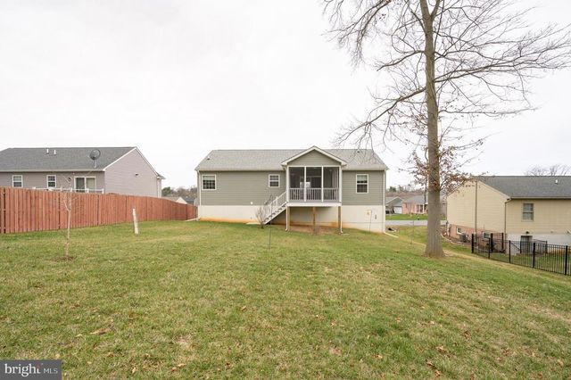 344 HOLLYMEAD TER, Hagerstown, MD 21742