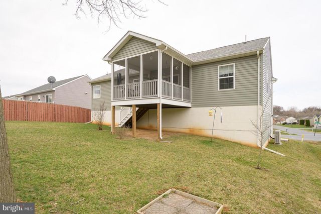 344 HOLLYMEAD TER, Hagerstown, MD 21742