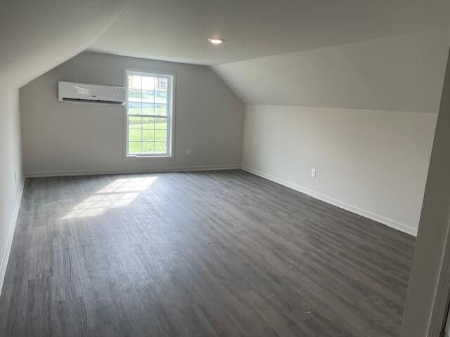 185 Waters Edge Drive, Spring City, TN 37381