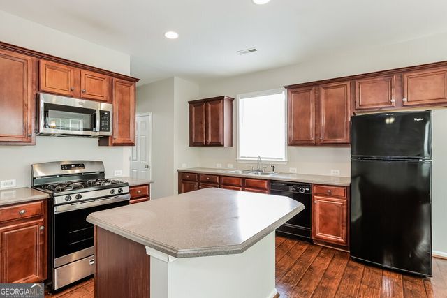 4616 Burnt Fork Circle, Douglasville, GA 30135