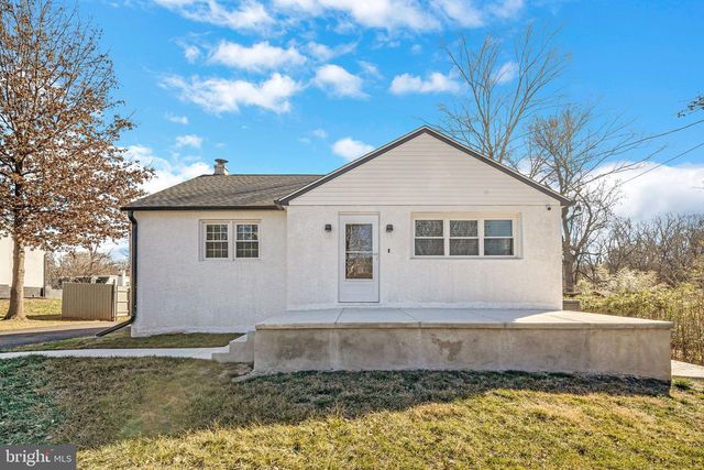 2952-54 DEKALB PIKE, Norristown, PA 19401