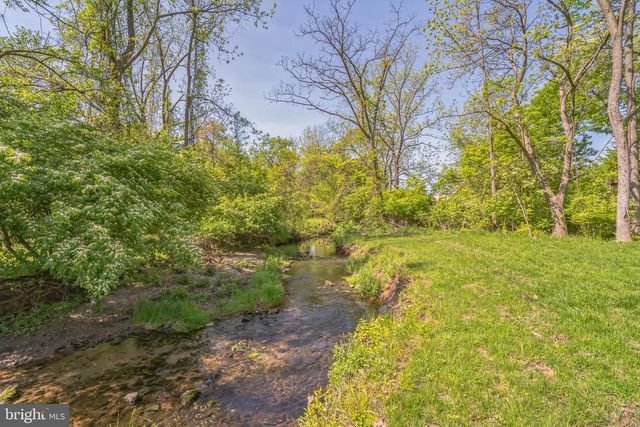 2952-54 DEKALB PIKE, Norristown, PA 19401