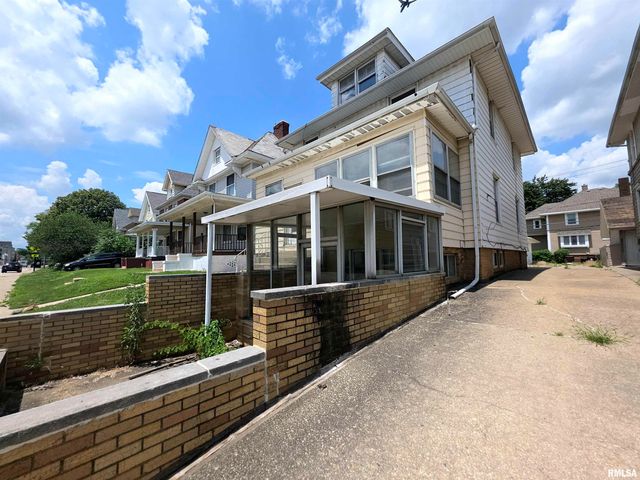 1403 W MAIN Street, Peoria, IL 61606