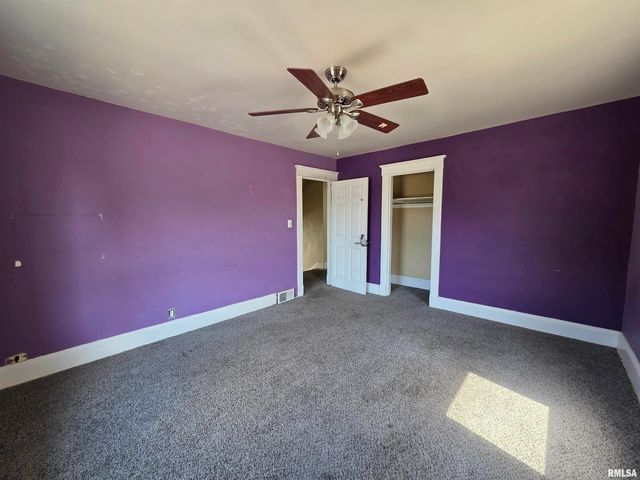 1403 W MAIN Street, Peoria, IL 61606