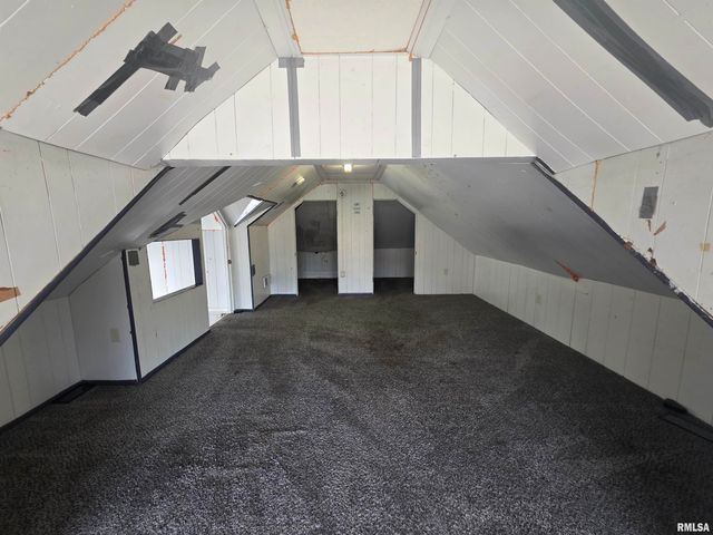 1403 W MAIN Street, Peoria, IL 61606