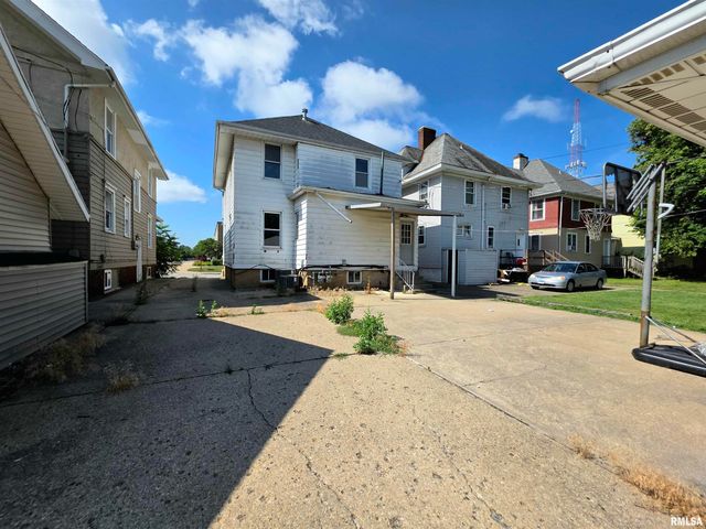 1403 W MAIN Street, Peoria, IL 61606