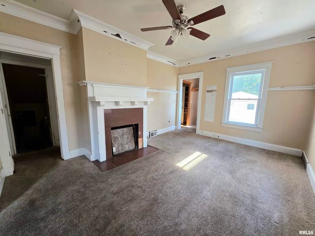 1403 W MAIN Street, Peoria, IL 61606