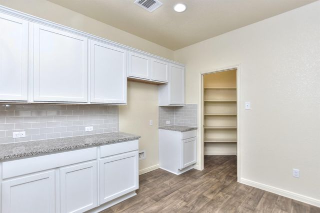 6201 Kildare DR, Georgetown, TX 78626