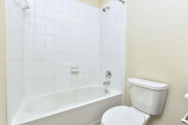 6201 Kildare DR, Georgetown, TX 78626