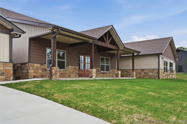 34830 S Falcon Crest Lane, Cookson, OK 74427