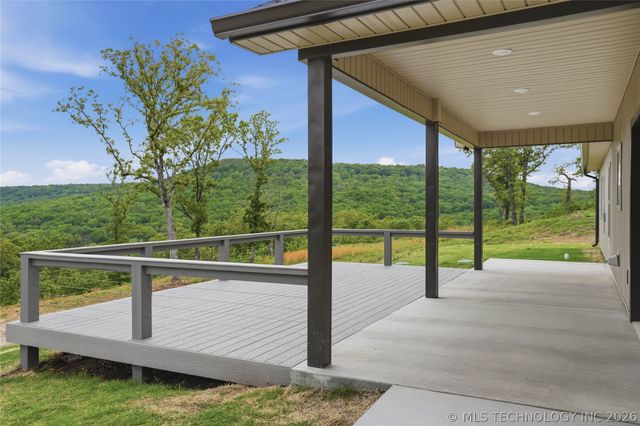 34830 S Falcon Crest Lane, Cookson, OK 74427