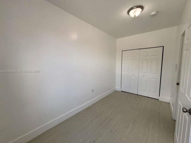 1051 NW 2nd St 10, Miami, FL 33128