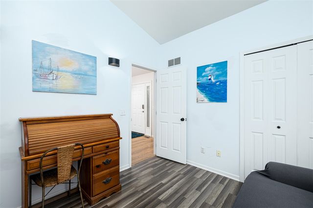 7034 Hogan Drive, Ypsilanti, MI 48197