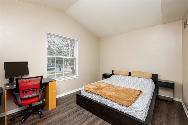 7034 Hogan Drive, Ypsilanti, MI 48197