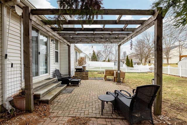 7034 Hogan Drive, Ypsilanti, MI 48197