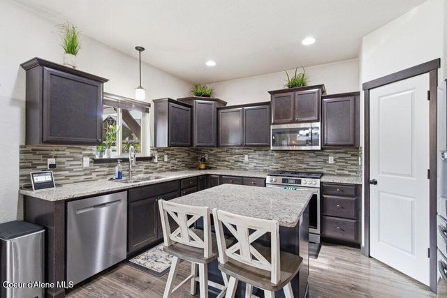 6983 N Aldridge DR, Coeur D'alene, ID 83815