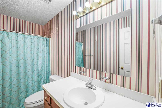 393 Shearin St, Darlington, SC 29532