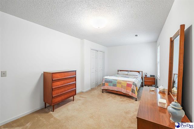 393 Shearin St, Darlington, SC 29532