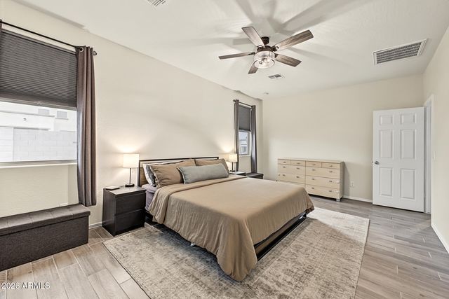17530 W VILLA HERMOSA Lane, Surprise, AZ 85387