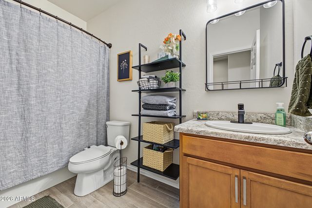 17530 W VILLA HERMOSA Lane, Surprise, AZ 85387