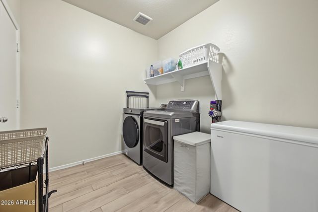 17530 W VILLA HERMOSA Lane, Surprise, AZ 85387