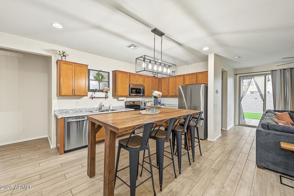 17530 W VILLA HERMOSA Lane, Surprise, AZ 85387 — photo 5