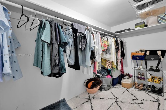 6039 Collins Ave 621, Miami Beach, FL 33140