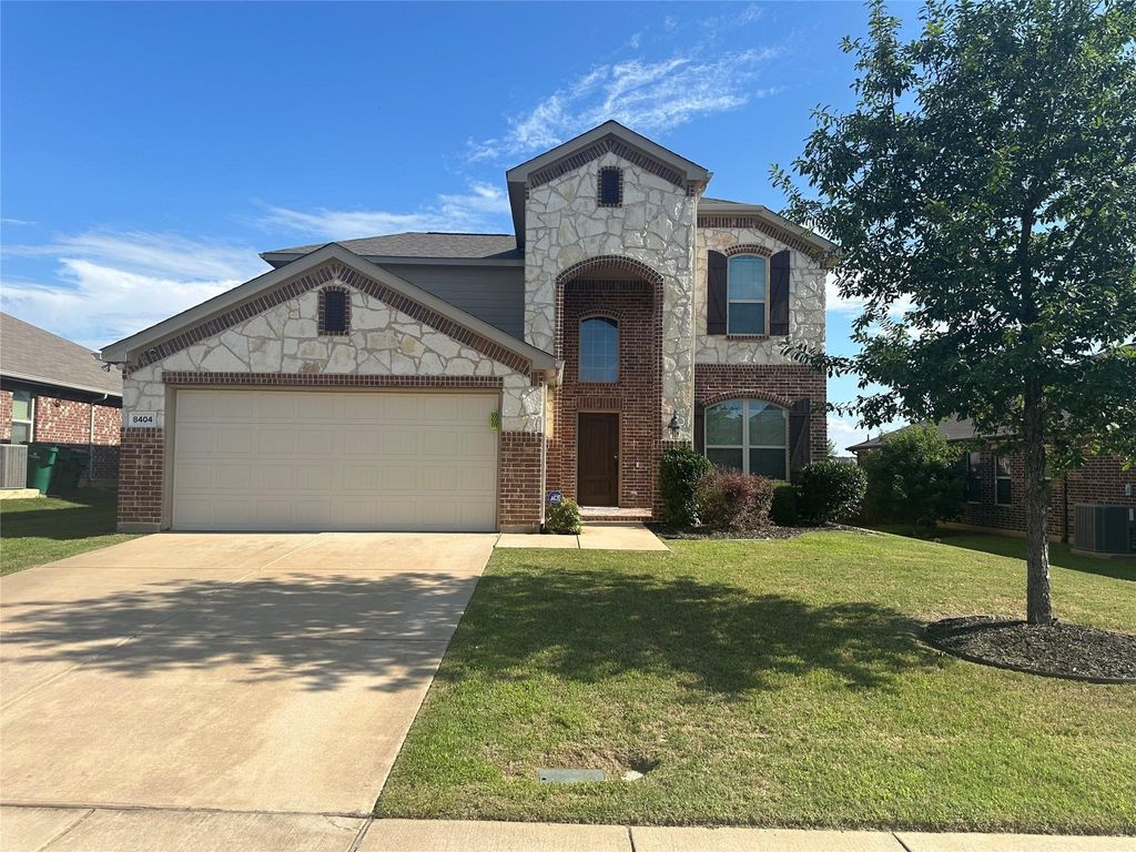 8404 Sioux Trail, Aubrey, TX 76227 — exterior