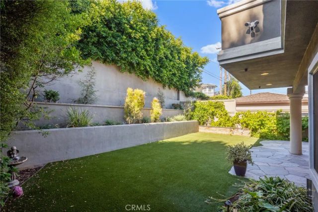 1201 17th, Manhattan Beach, CA 90266
