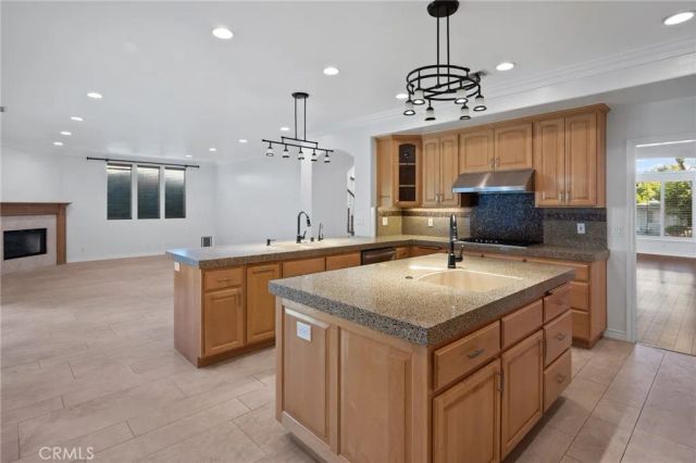 1201 17th, Manhattan Beach, CA 90266
