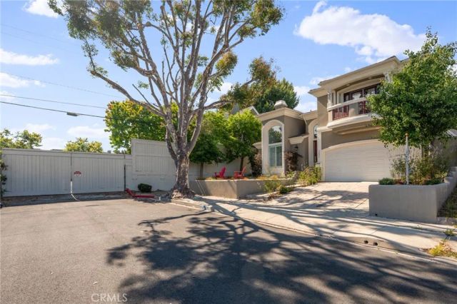 1201 17th, Manhattan Beach, CA 90266