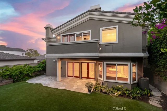 1201 17th, Manhattan Beach, CA 90266