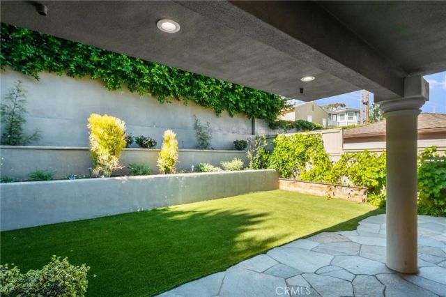 1201 17th, Manhattan Beach, CA 90266