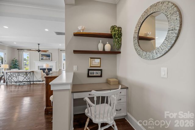 122 Sisters Cove Court, Mooresville, NC 28117