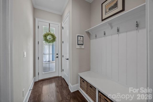 122 Sisters Cove Court, Mooresville, NC 28117