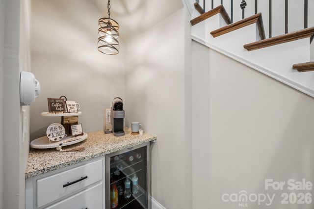 122 Sisters Cove Court, Mooresville, NC 28117
