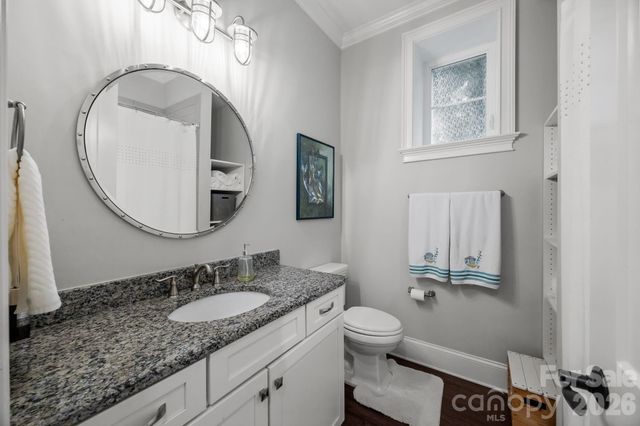 122 Sisters Cove Court, Mooresville, NC 28117
