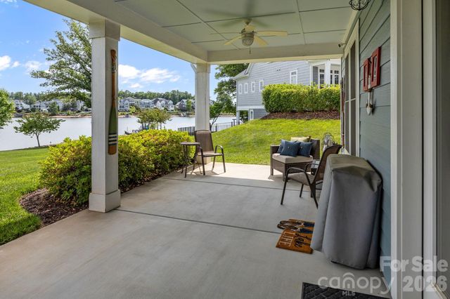 122 Sisters Cove Court, Mooresville, NC 28117
