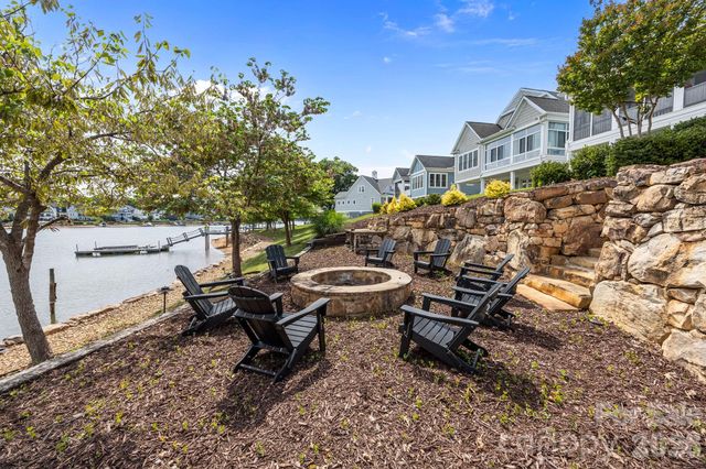 122 Sisters Cove Court, Mooresville, NC 28117