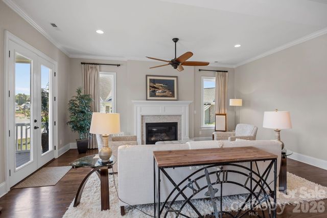 122 Sisters Cove Court, Mooresville, NC 28117
