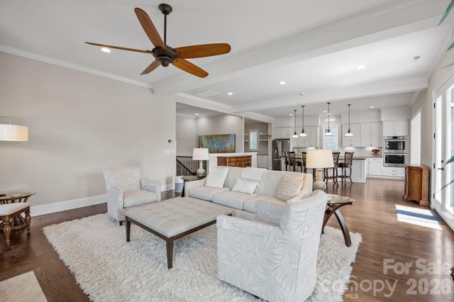 122 Sisters Cove Court, Mooresville, NC 28117
