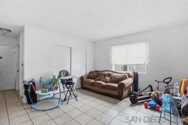 829 Grand Avenue, Spring Valley, CA 91977